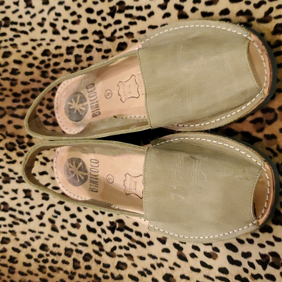 Binicoco Olive Leather Sandal Size 9 - Picture 7 of 7